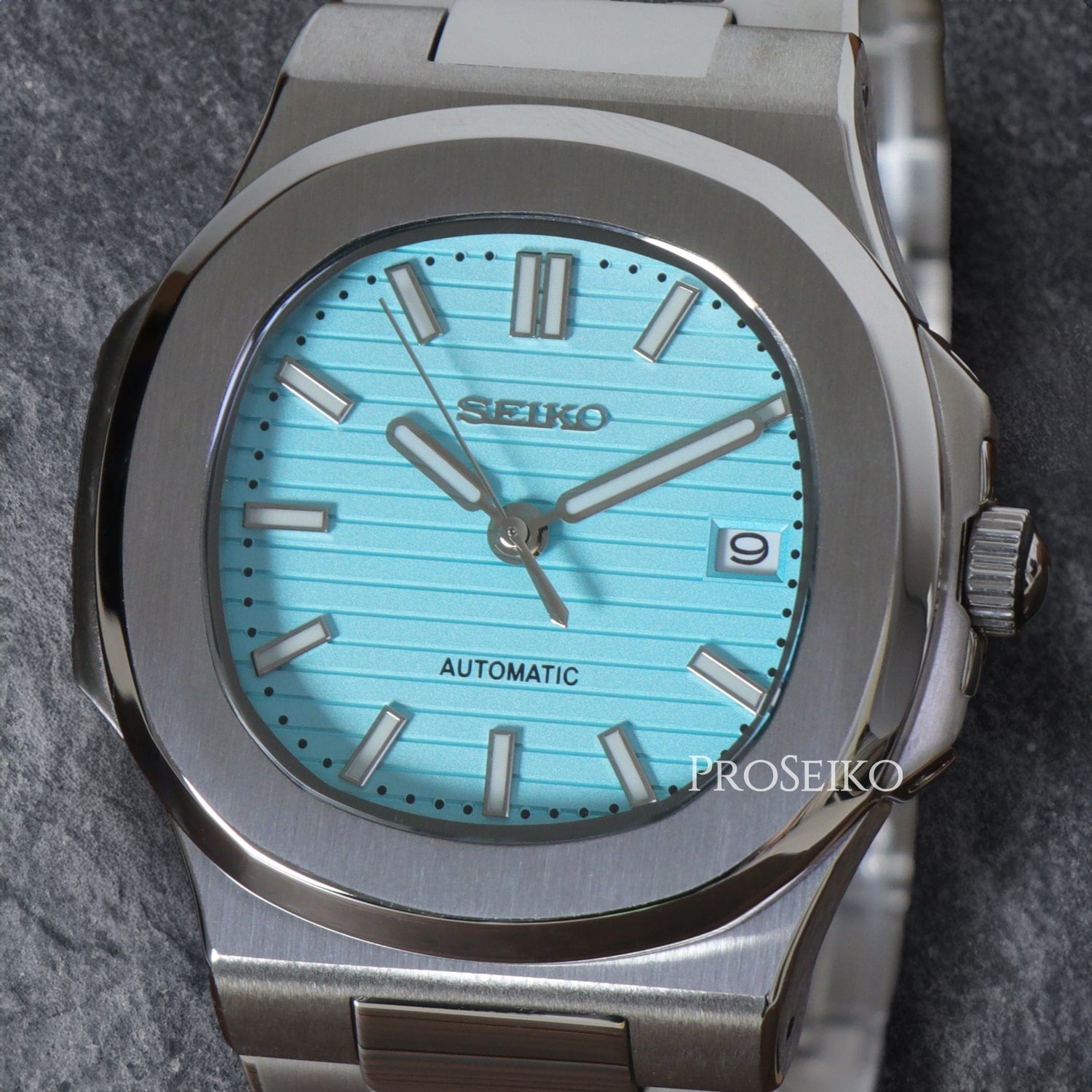 Nautiko | Tiffany Blue